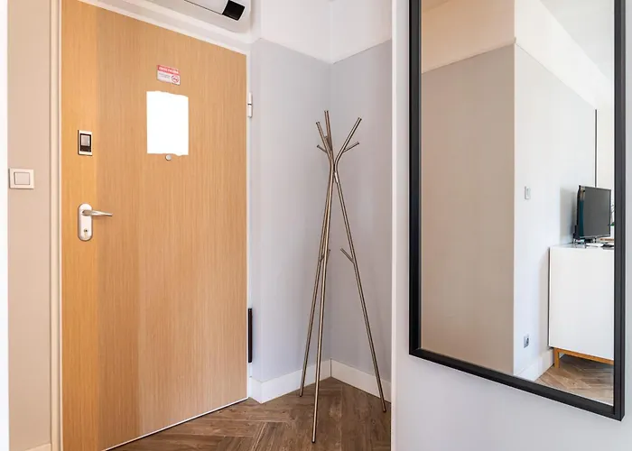 Victoria By Victus Apartment