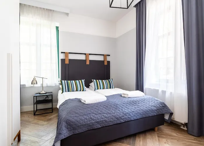 Victoria By Victus *